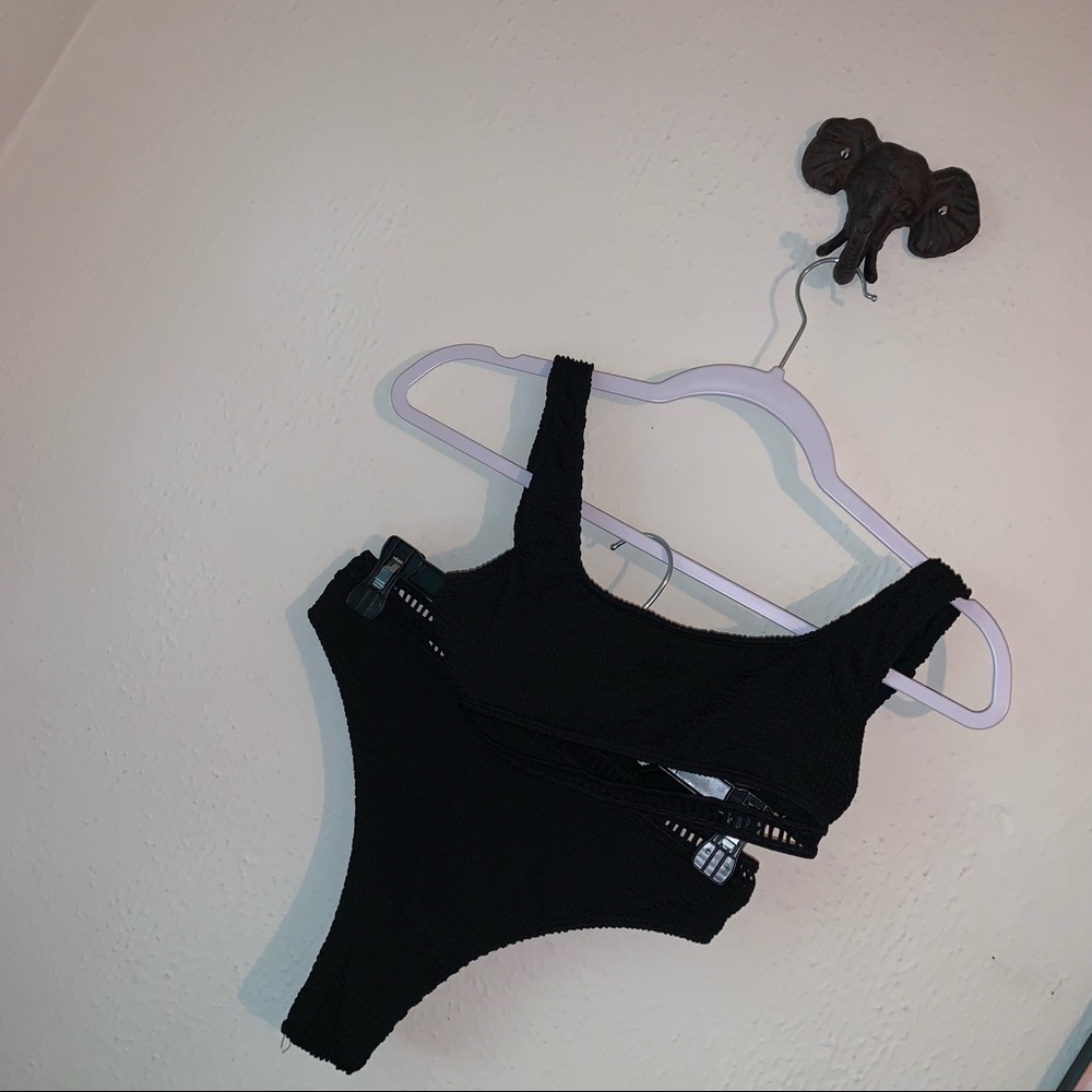 Black Bikini
